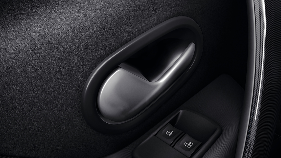 Puxadores interiores das portas em cromado