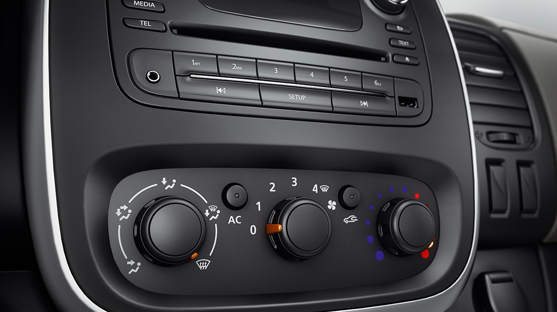 Ar condicionado manual dianteiro