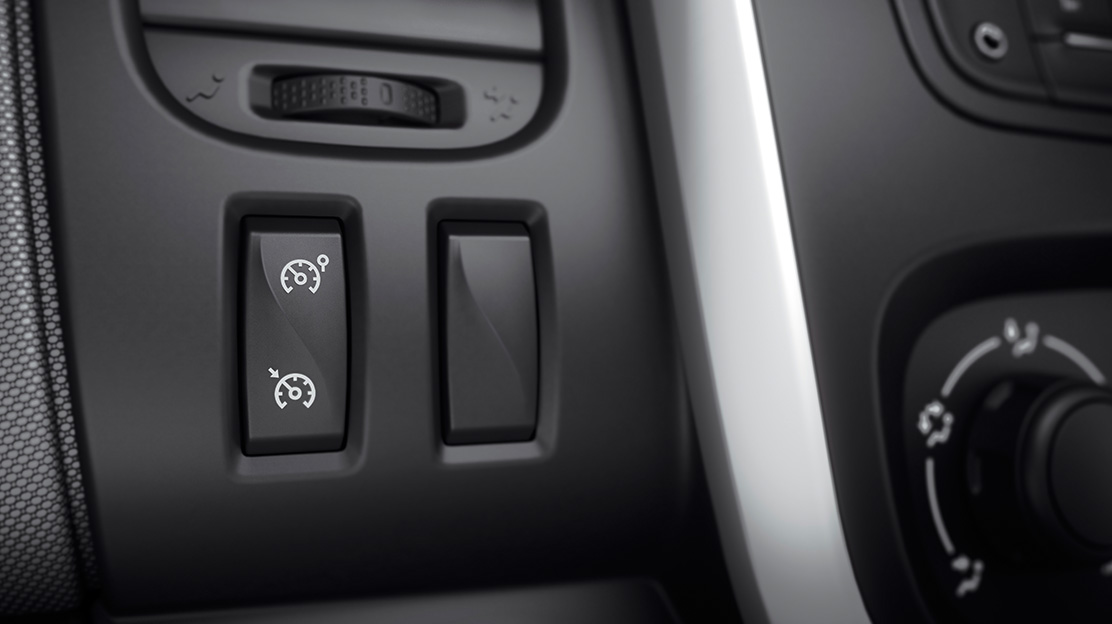 Pack Segurança 2 (Regulador de velocidade+Sist. ajuda ao estacionamento traseiro sem câmara)