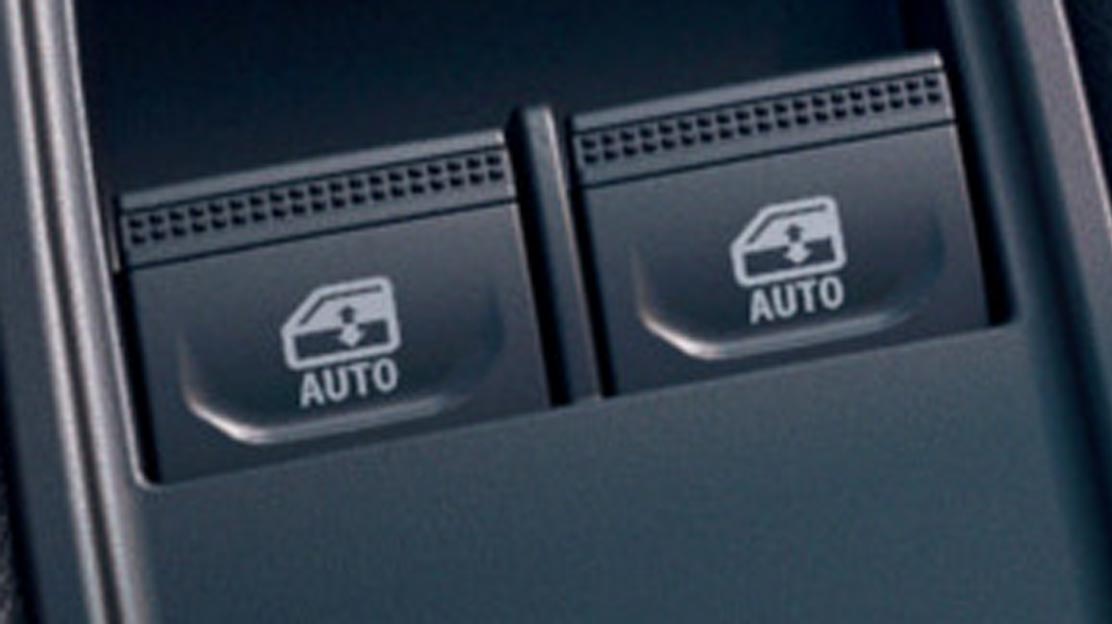 Lève-vitres avant électriques avec commande à impulsion côté conducteur